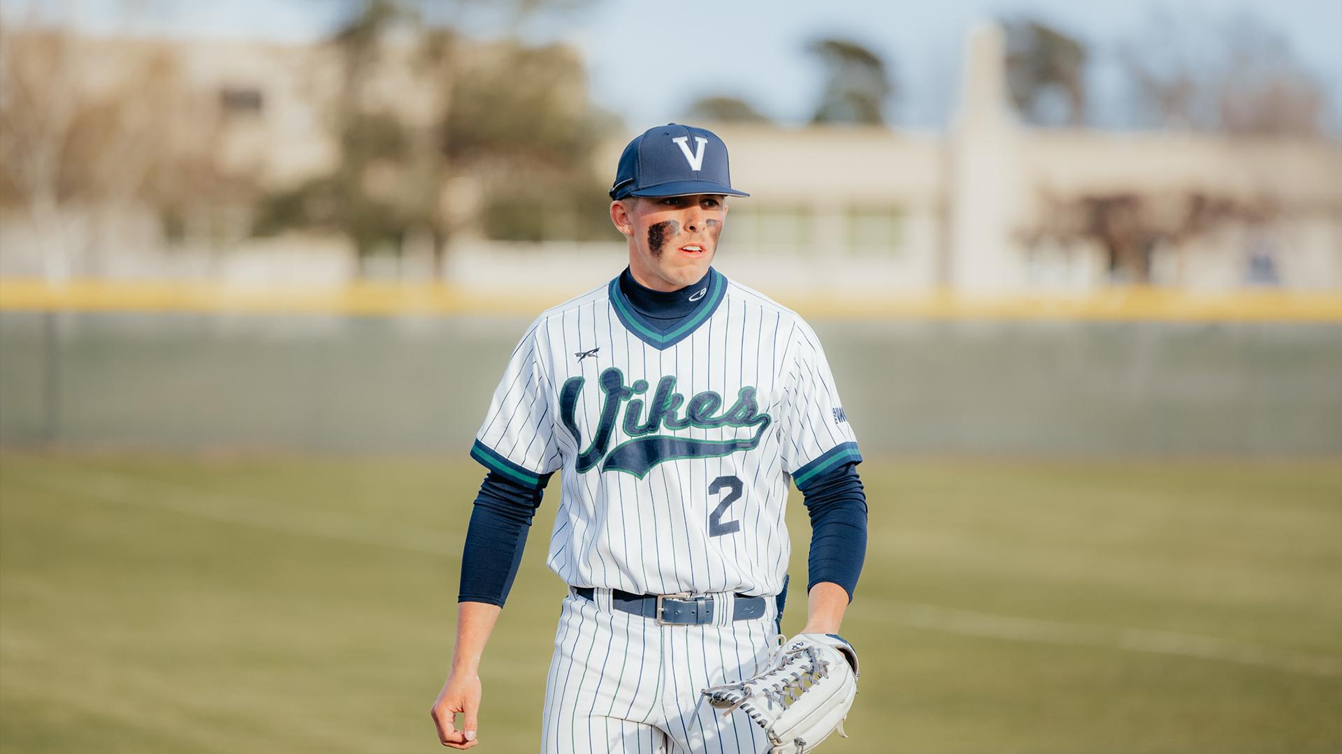 Graves Leads Offensive Explosion In Sweep Versus Yakima