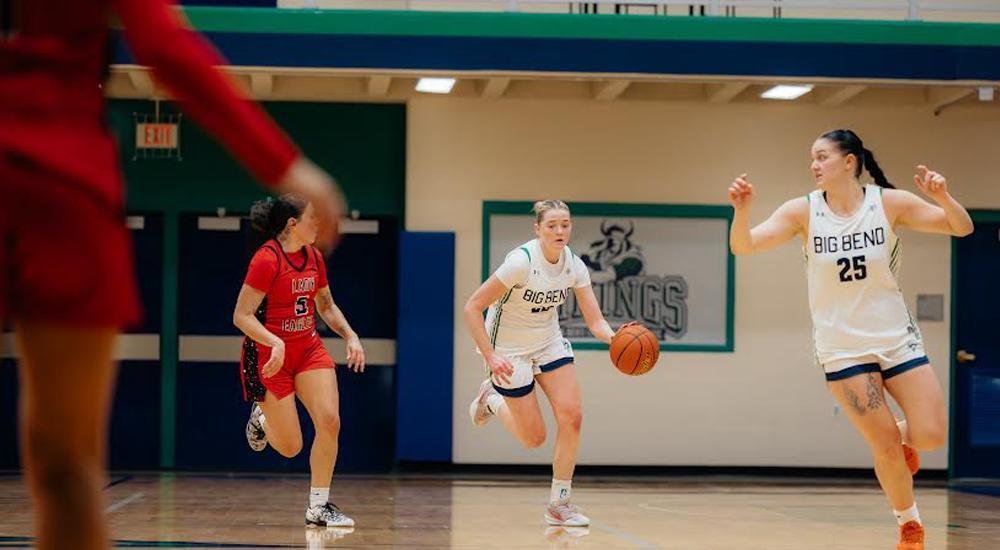 Lady Vikings Dominate Spokane Falls, Improve to 3&ndash;0 in Conference Play