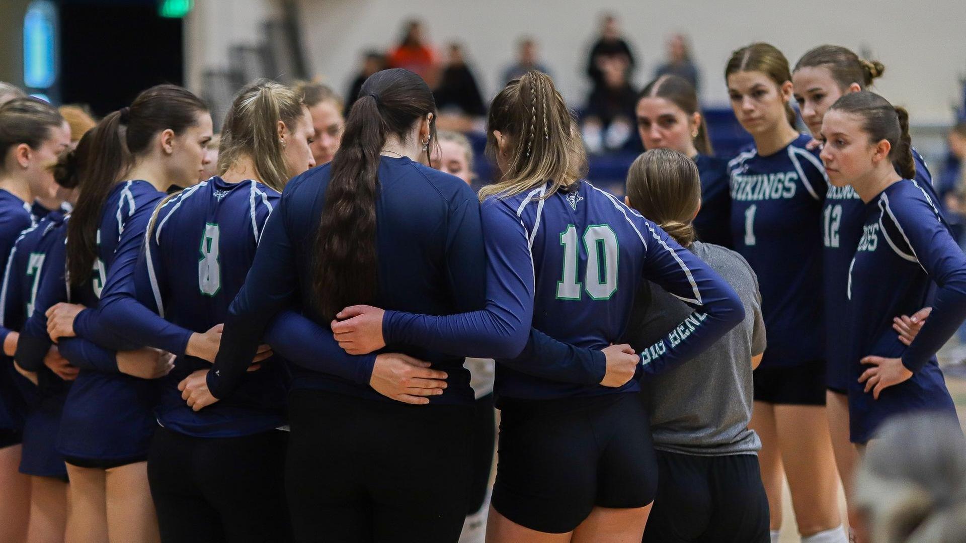 Lady Vikes Swept on the Road at Yakima Valley