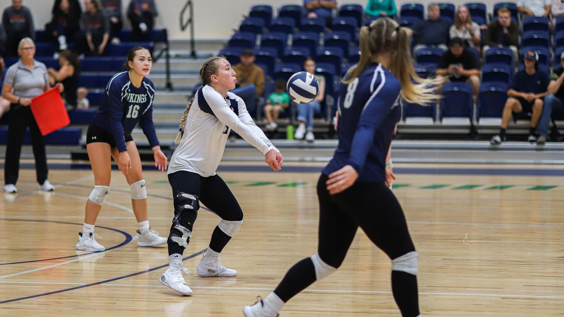 Lady Vikes Sweep Blue Mountain CC to Get Back Above .500